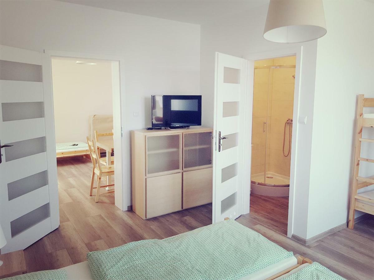 Vip Village Las Woda Rower - Podgrzewany Basen, Balia, Sauna Miedzierza Εξωτερικό φωτογραφία